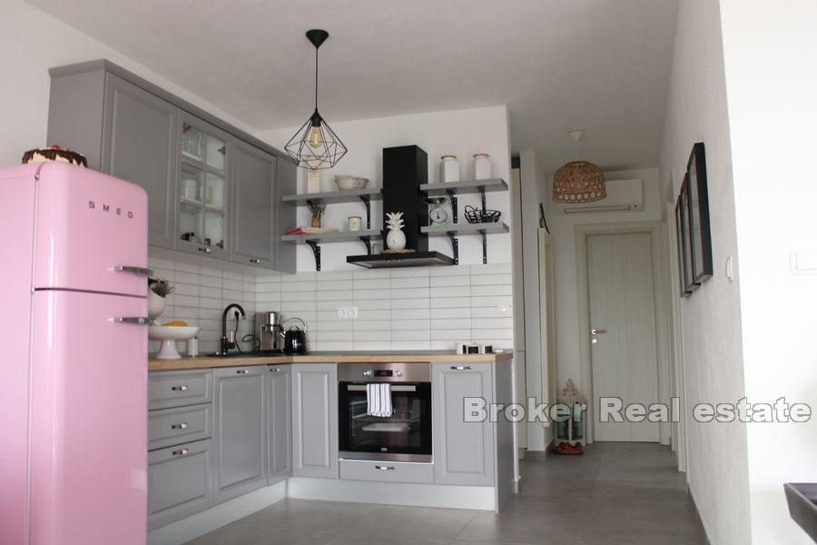 Ciovo - Leilighet med havutsikt