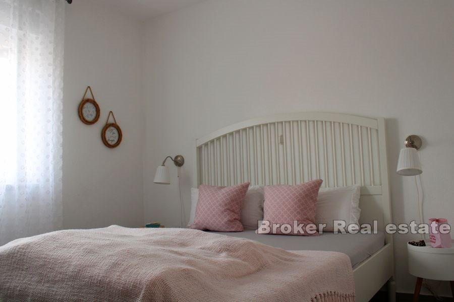 Ciovo - Leilighet med havutsikt