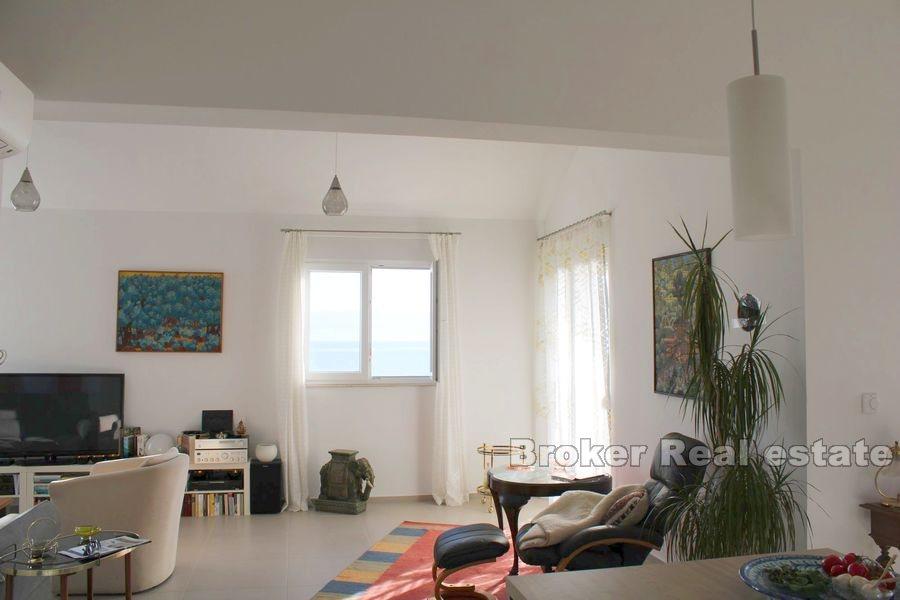 Ostrov Šolta - Moderní vila s bazénem