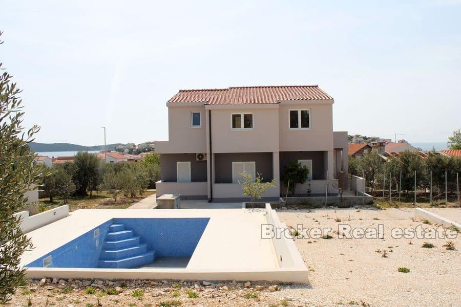 Rogoznica - Beautiful apartment house with swimming pool