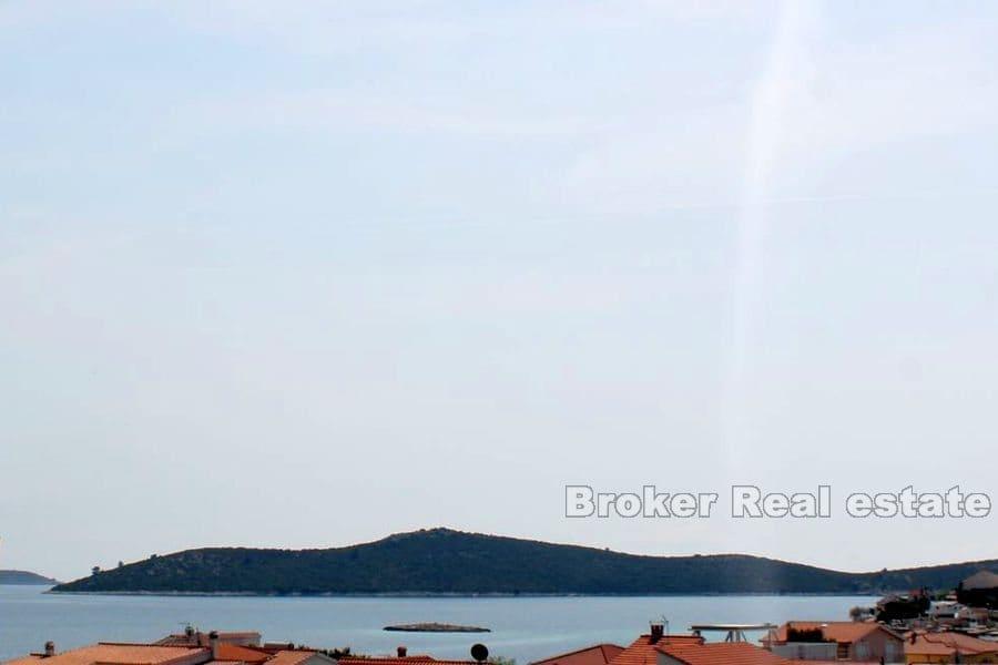 Rogoznica - Beautiful apartment house with swimming pool
