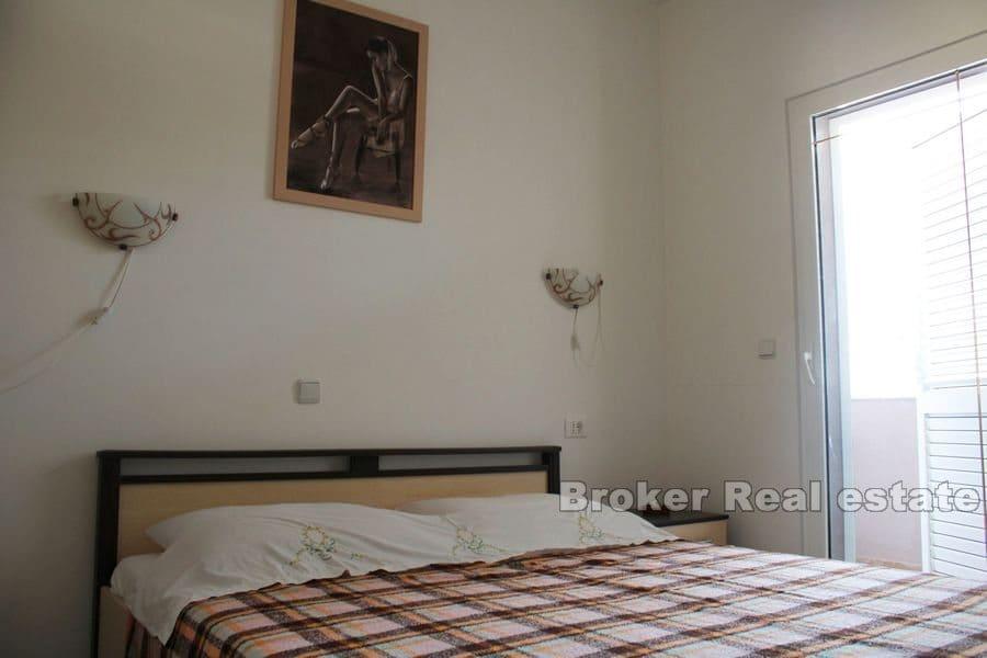 Rogoznica - Beautiful apartment house with swimming pool