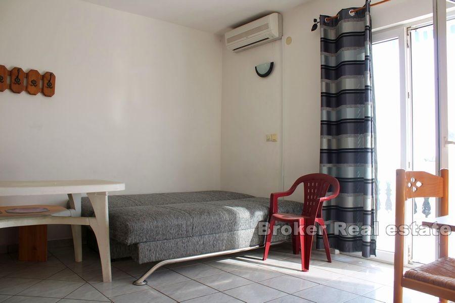 Trogir - House with spacious garden