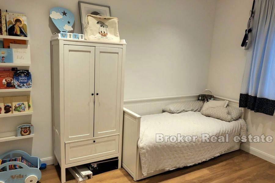 Blisko Splitu - Mieszkanie w pierwszym rzędzie od morza