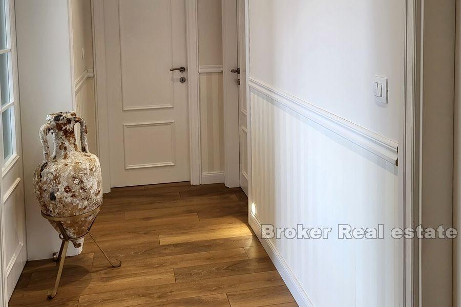 Blisko Splitu - Mieszkanie w pierwszym rzędzie od morza