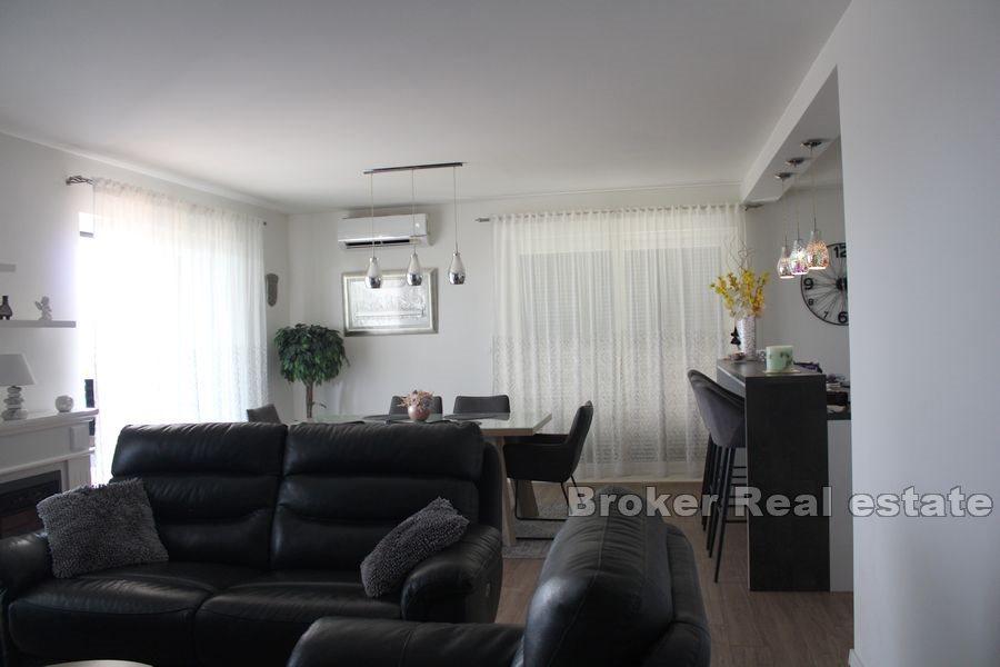 Kaštela - Maison avec vue dégagée sur la mer