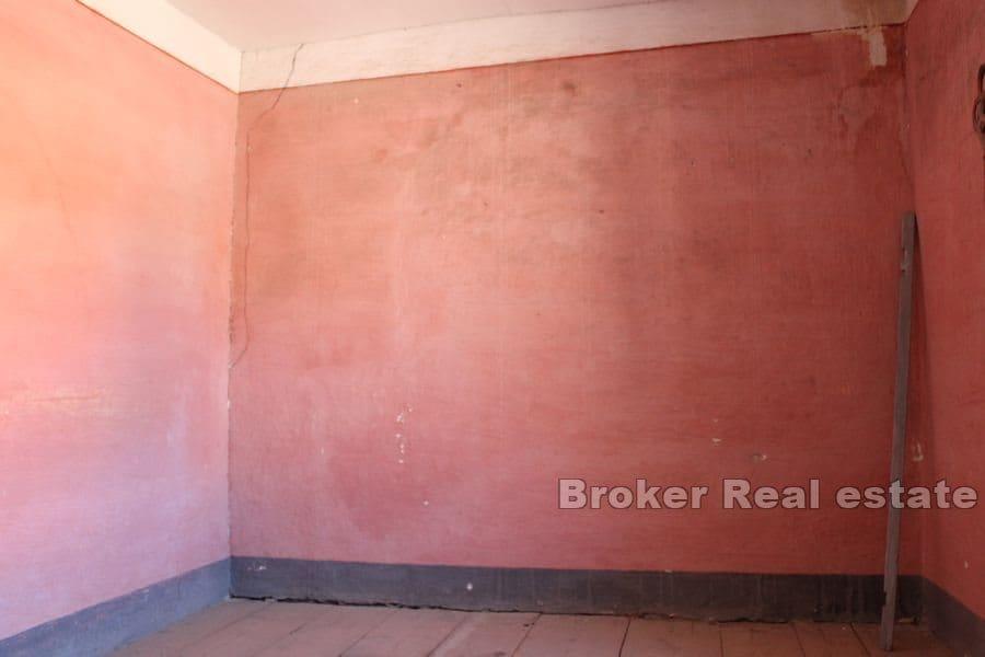 Island of Čiovo - steinhus for renovering