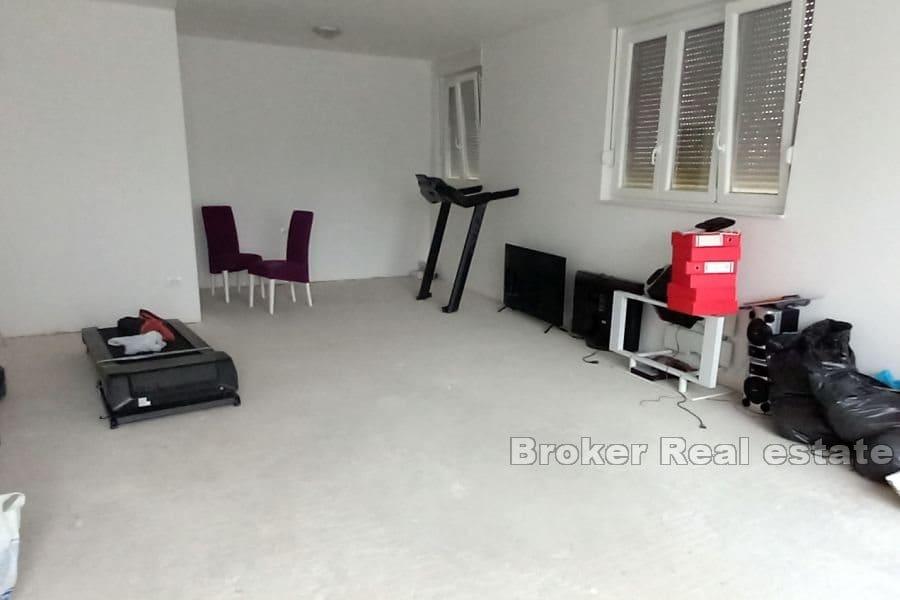 Split - poslovni prostor na popularnoj lokaciji