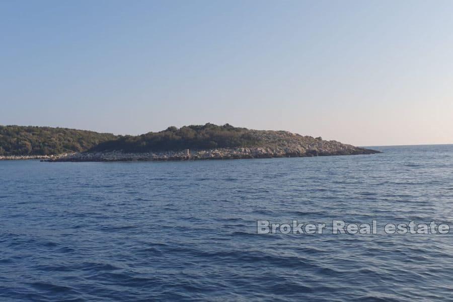 Marina - Beautiful island