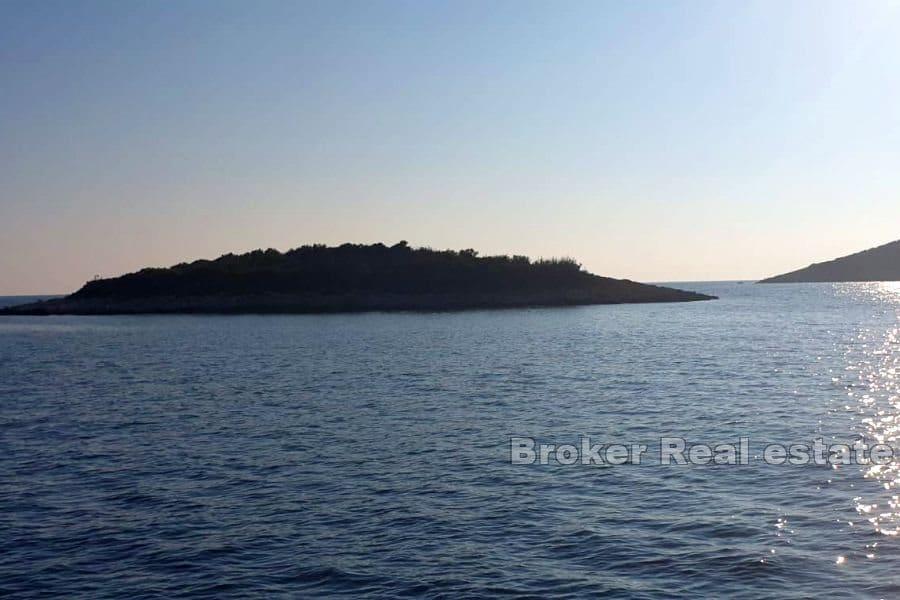 Marina - Beautiful island