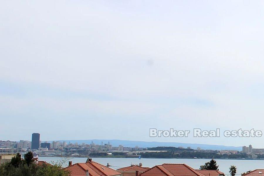 Kastela – Baugrundstück mit Aussicht