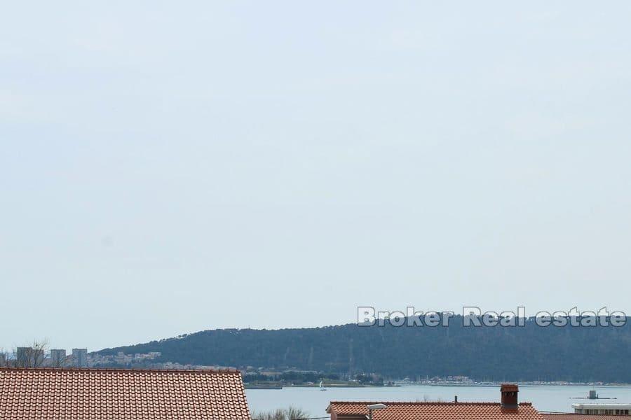 Kastela – Byggnadstomt med utsikt