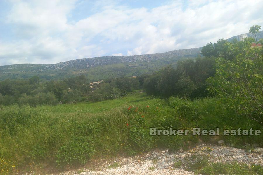 Kaštela - Terrain spacieux dans un excellent emplacement