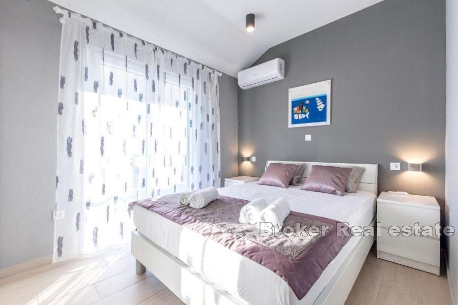 Kaštela - House in a great location with a sea view