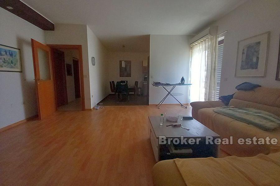 Split - Bol, Maison double familiale