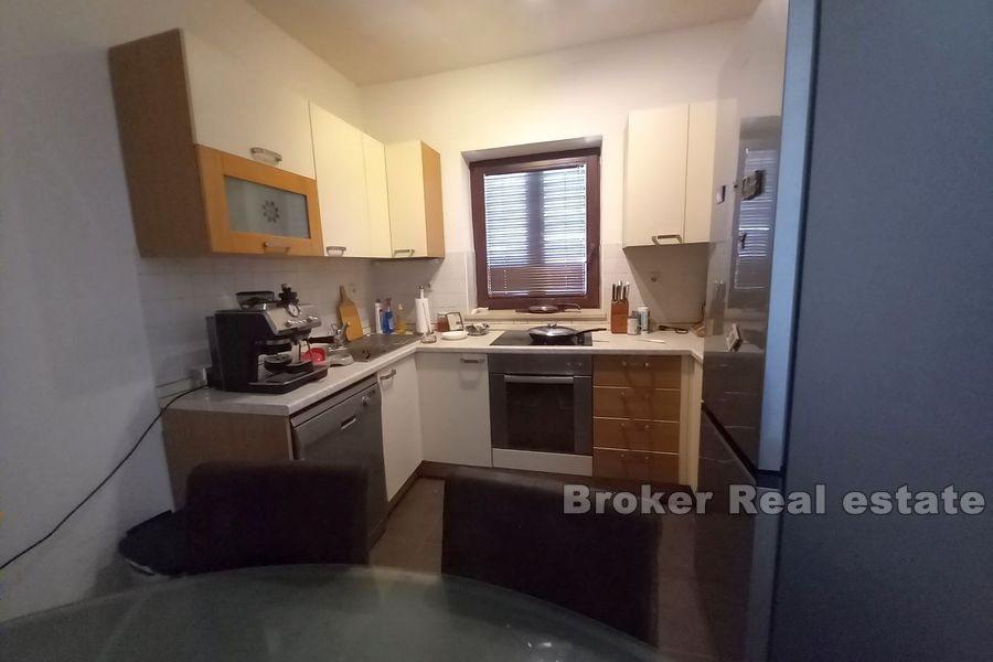 Split - Bol, Maison double familiale