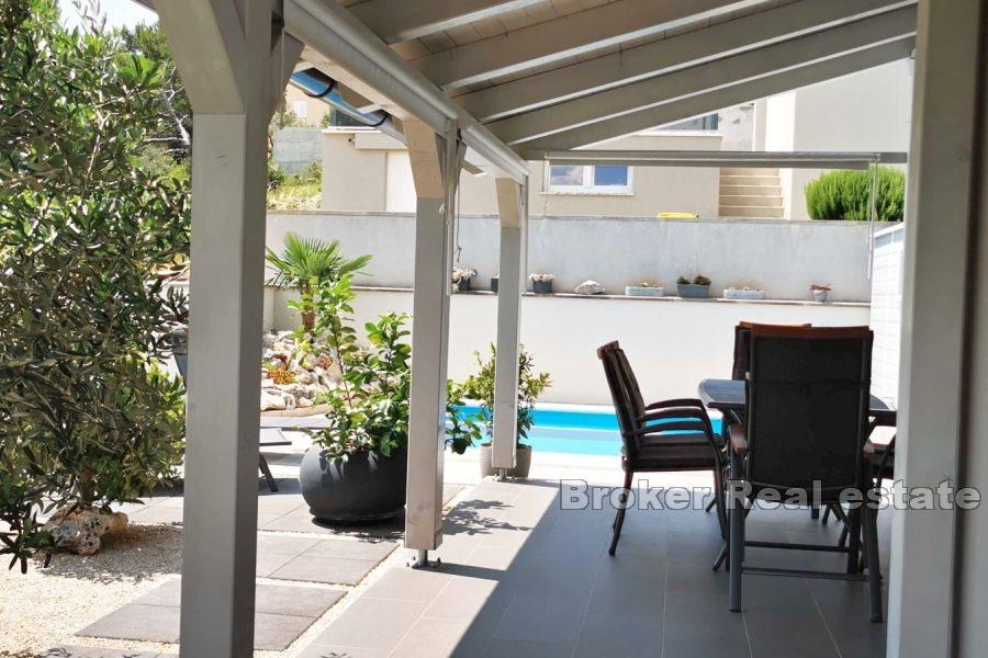 Murter - Semi-detached modern house with swimming pool