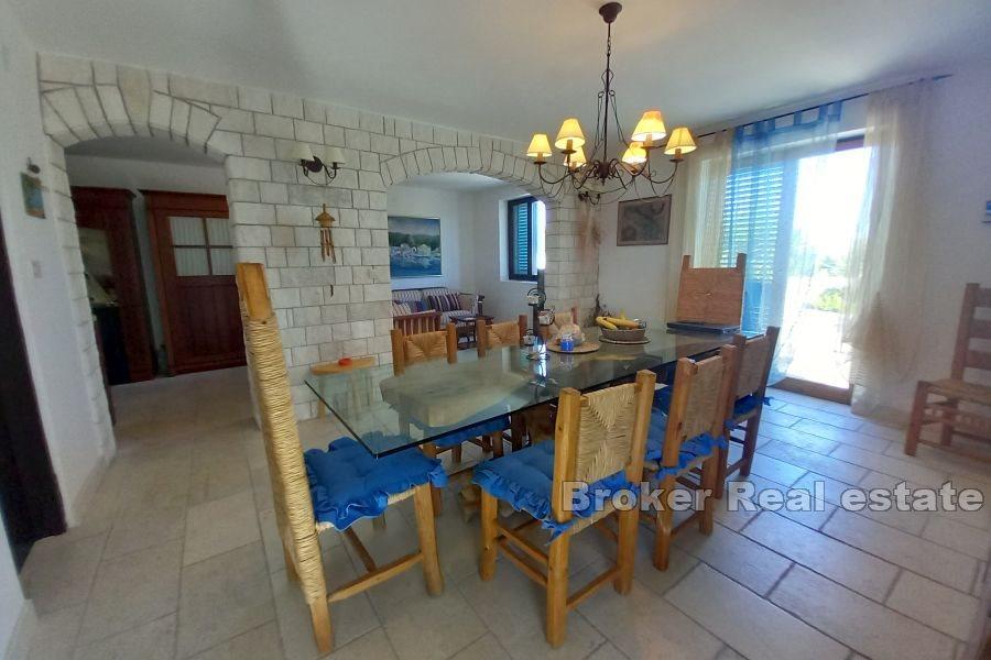 Ostrov Šolta - Okouzlující kamenný dům s výhledem na moře