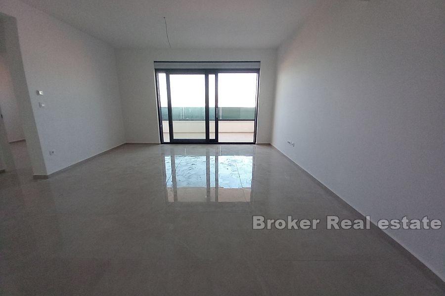 Island of Čiovo - To toppleiligheter med vakker utsikt over havet