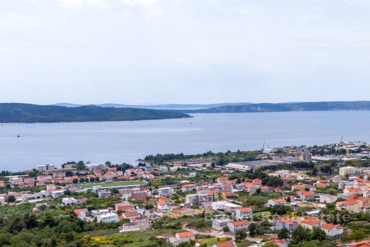 Kastela - Terreno edificabile in ottima posizione