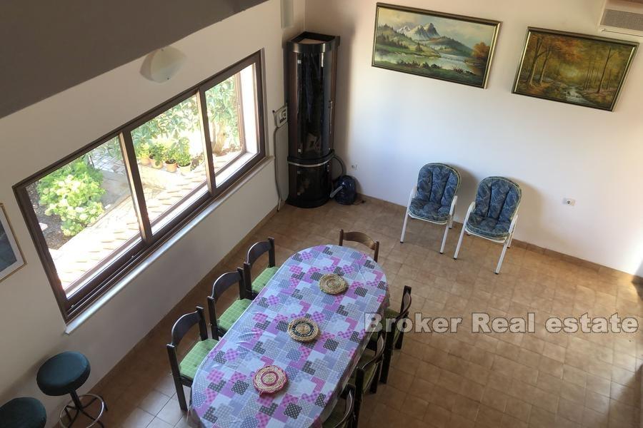 Ön Ciovo - Hus med havsutsikt