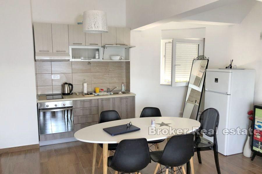 Omis - Semi-detached house in first row to the sea