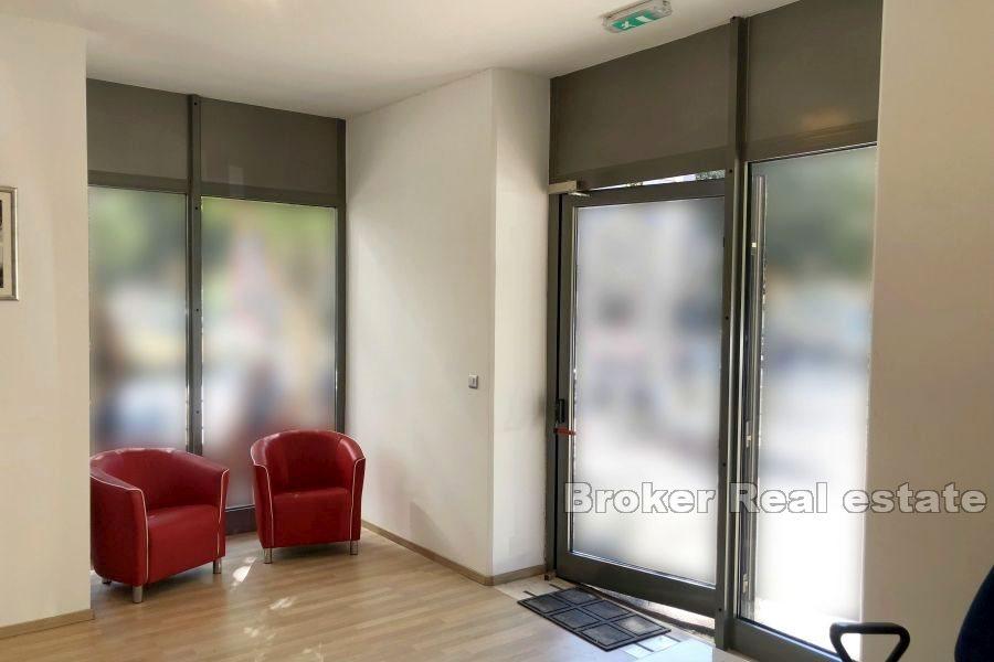 Split - Spinut, business space