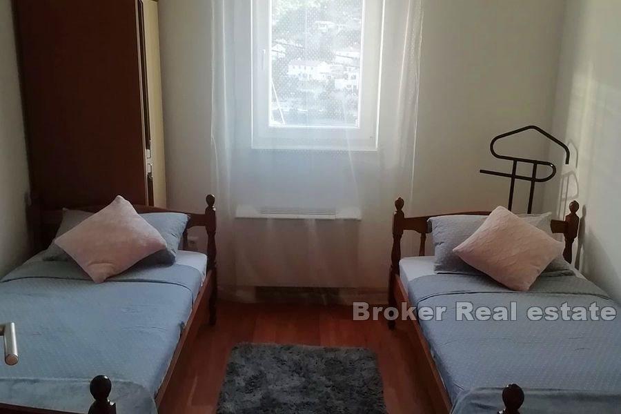 Øya Solta - Duplex leilighet med havutsikt