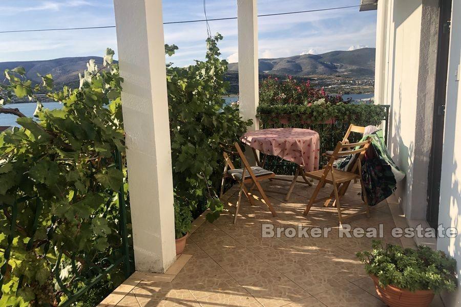 Island of Ciovo - Apartment house with sea view