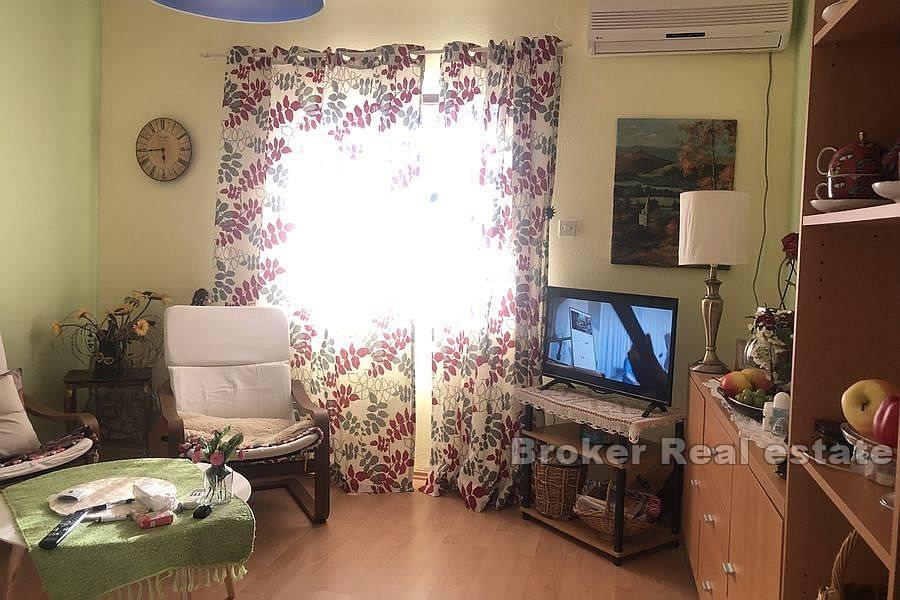 Island of Ciovo - Apartment house with sea view