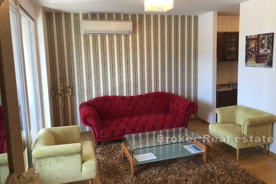 Split - Spinut, dvoupokojový apartmán