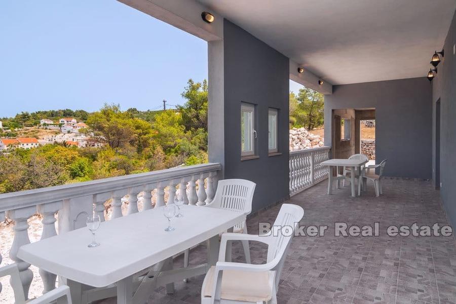 Island of Brac - House with sea view