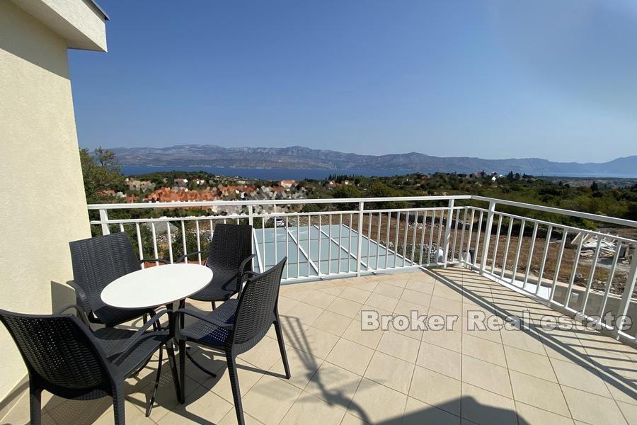 Isola di Brac - Casa con piscina e vista mare