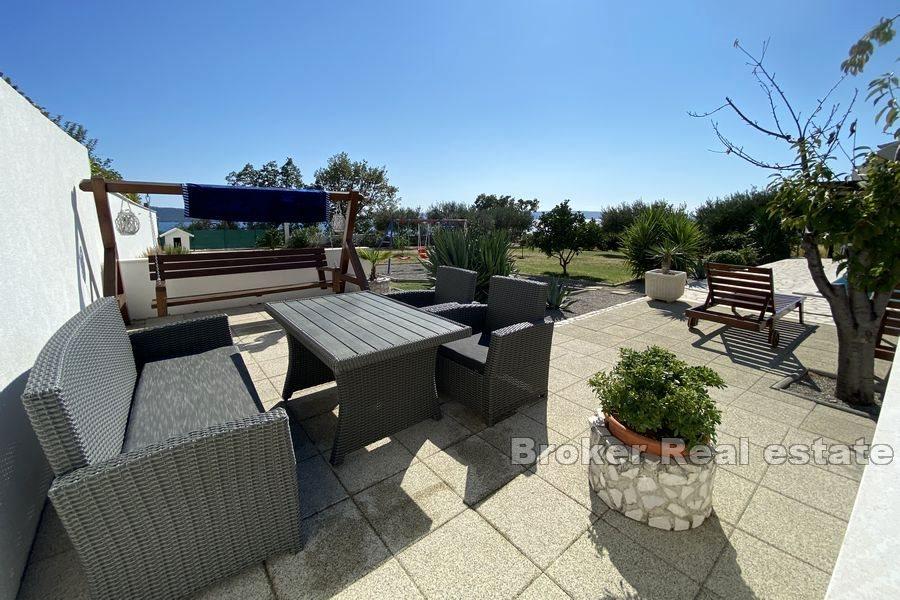 Kastela - Dům s výhledem na bazén a moře