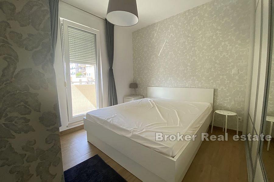 Split - Žnjan, apartament z dwiema sypialniami i widokiem na morze