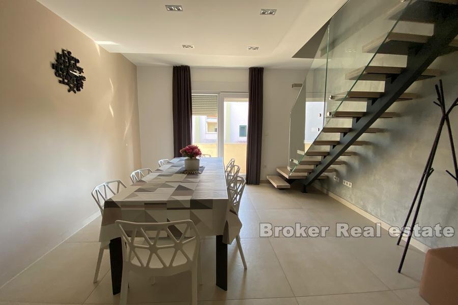 Île de Ciovo - Maison spacieuse avec piscine