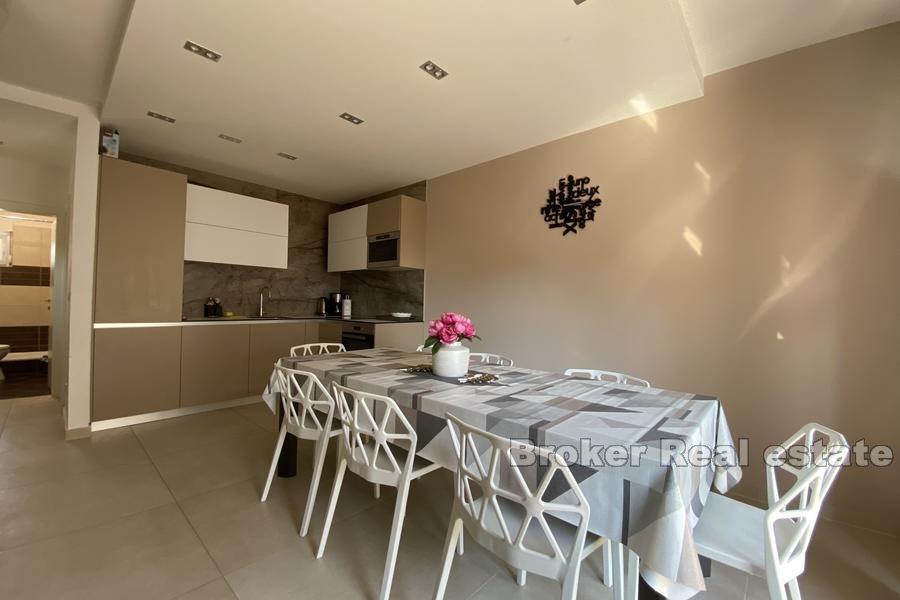 Île de Ciovo - Maison spacieuse avec piscine