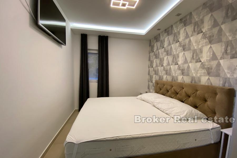 Île de Ciovo - Maison spacieuse avec piscine