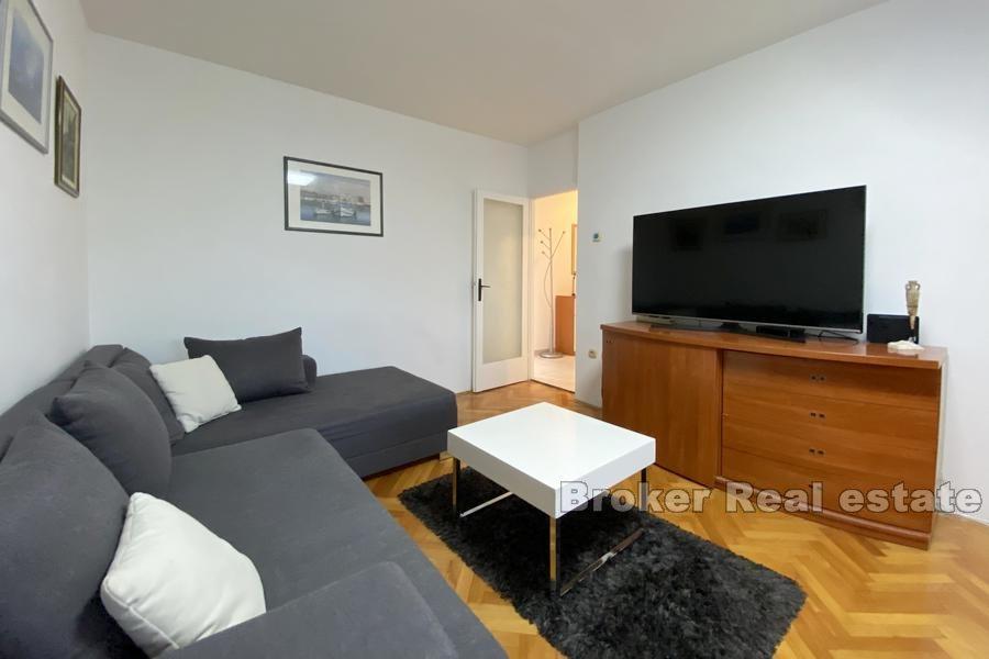 Сплит, Спинут, просторная трехкомнатная квартира