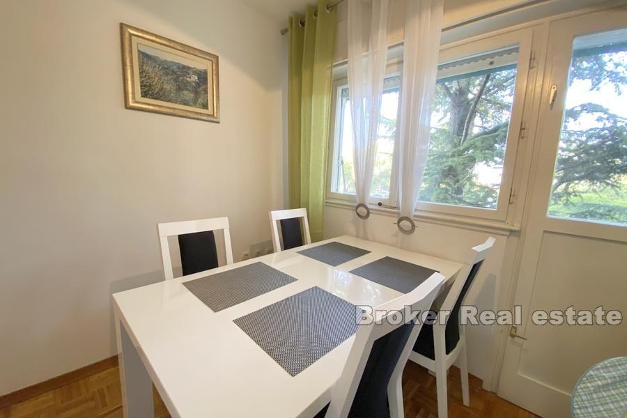 Сплит, Спинут, просторная трехкомнатная квартира