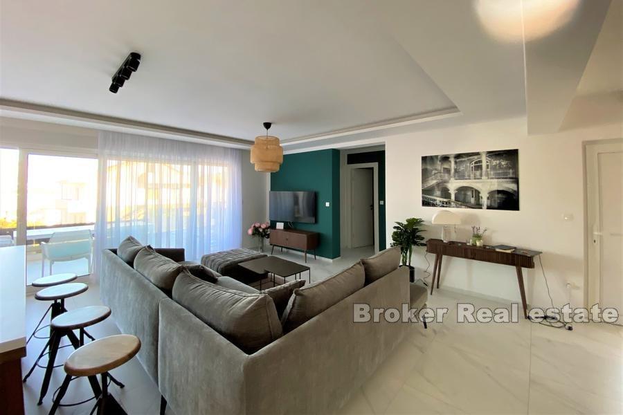 Ostrov Čiovo - Luxusní apartmán s bazénem a výhledem na moře