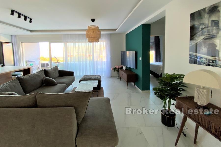 Island of Ciovo - Luxury apartment with a pool and the sea view