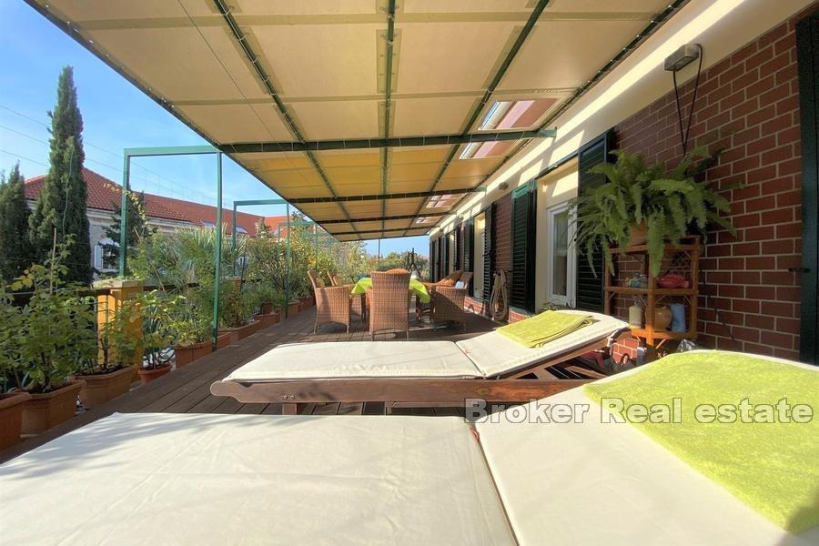 Split, centrum, luxusní apartmán s terasou