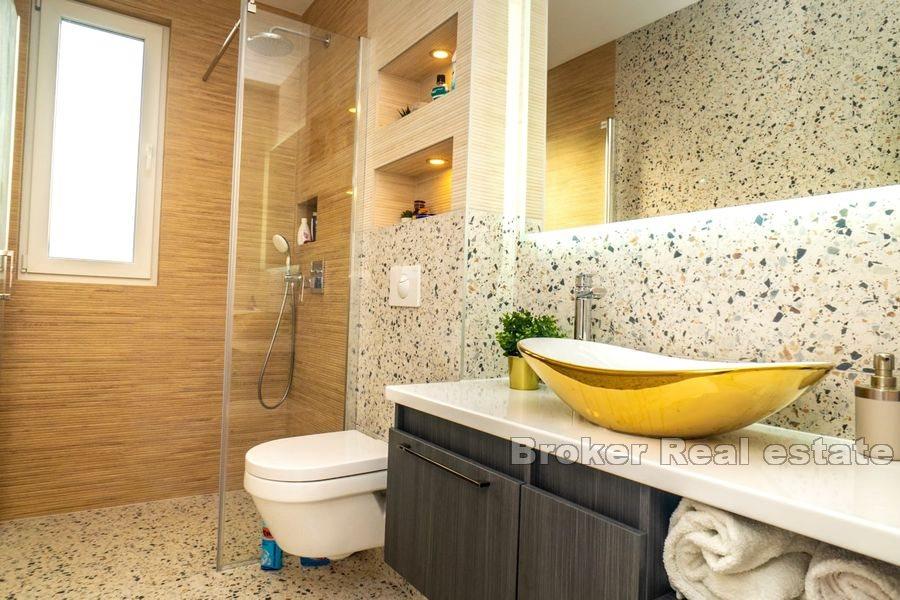 Ostrov Čiovo - Luxusný apartmán s výhľadom na more