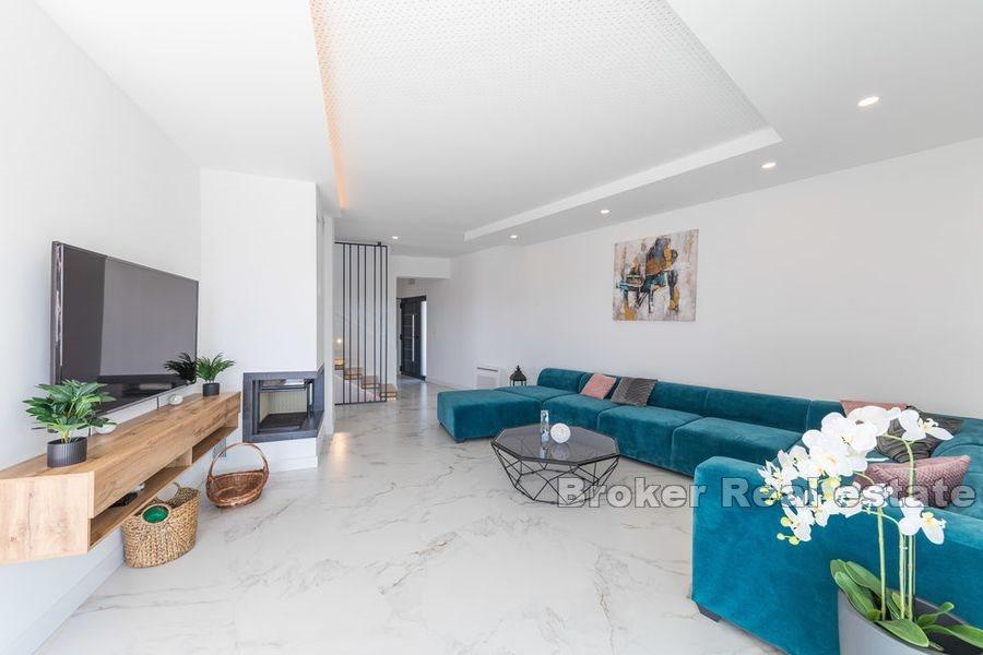 Wyspa Ciovo - Nowoczesna nowo wybudowana willa z basenem