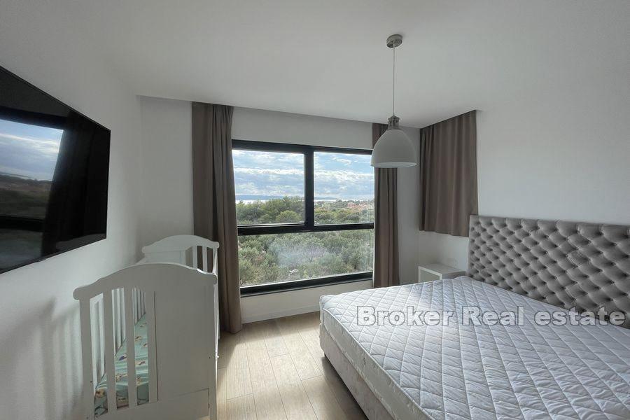 Ostrov Čiovo - moderní nově postavená vila s bazénem