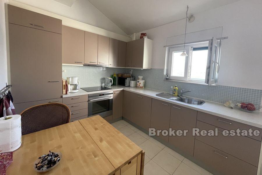 Wyspa Ciovo - Apartament z dwiema sypialniami i widokiem na morze