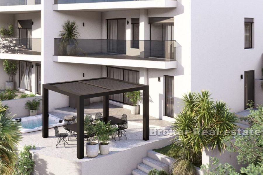 Trogir - Extraordinary apartments under construction in the first row to the sea