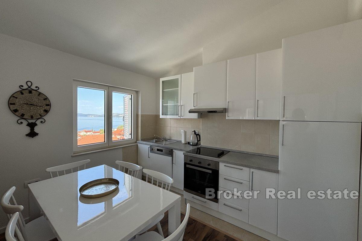 Słoneczne mieszkanie z trzema sypialniami