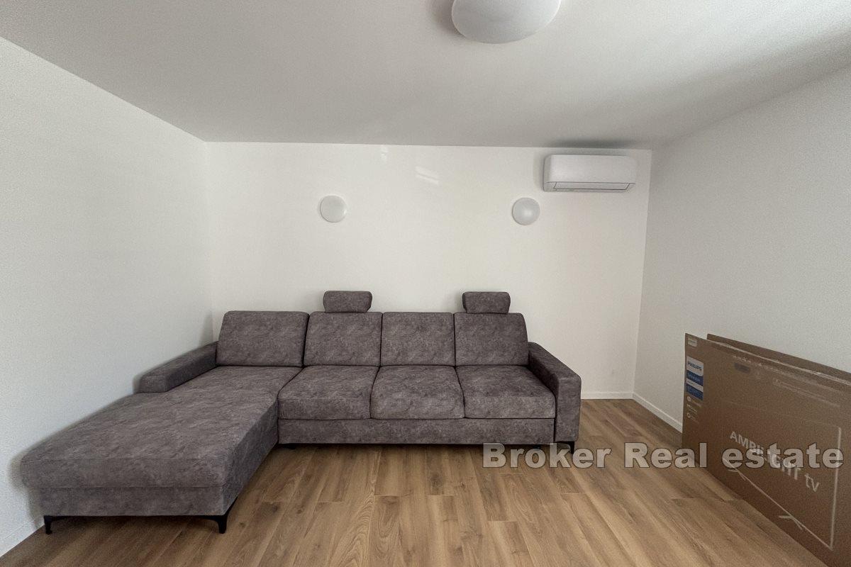 Nowo wyremontowane mieszkanie z trzema sypialniami